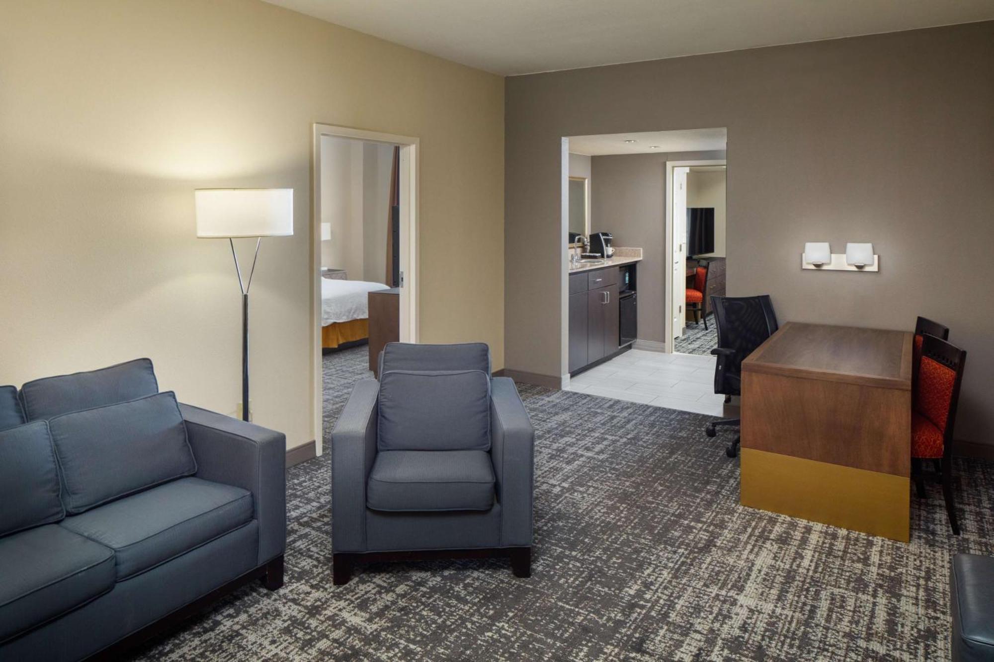 Embassy Suites By Hilton Laredo Buitenkant foto